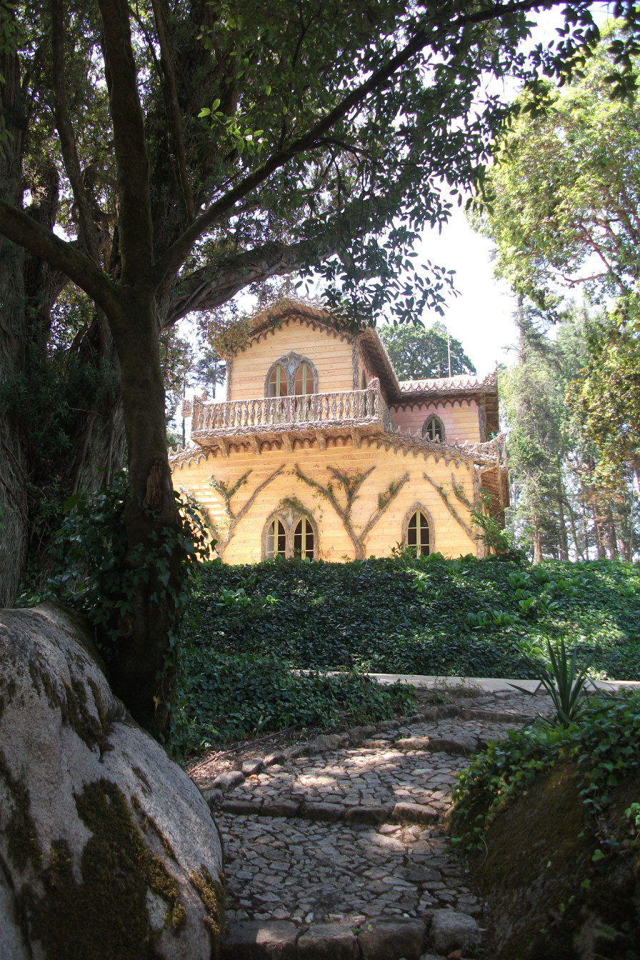 Visiting Sintra Condessa D'Edla Chalet